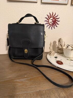 Vintage Coach Black Station Bag